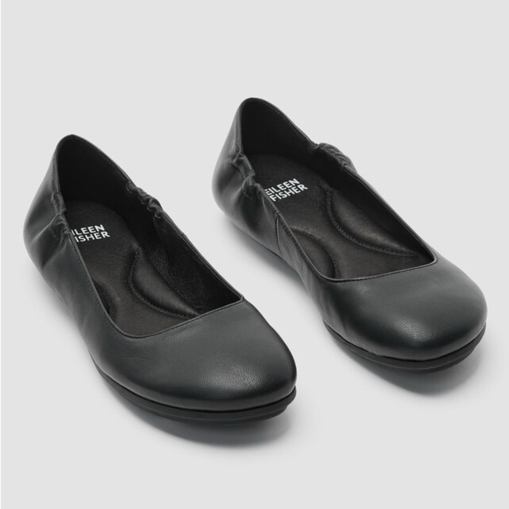 EILEEN FISHER Fosse Leather Ballet Flat Scrunch Size 7 Napa
